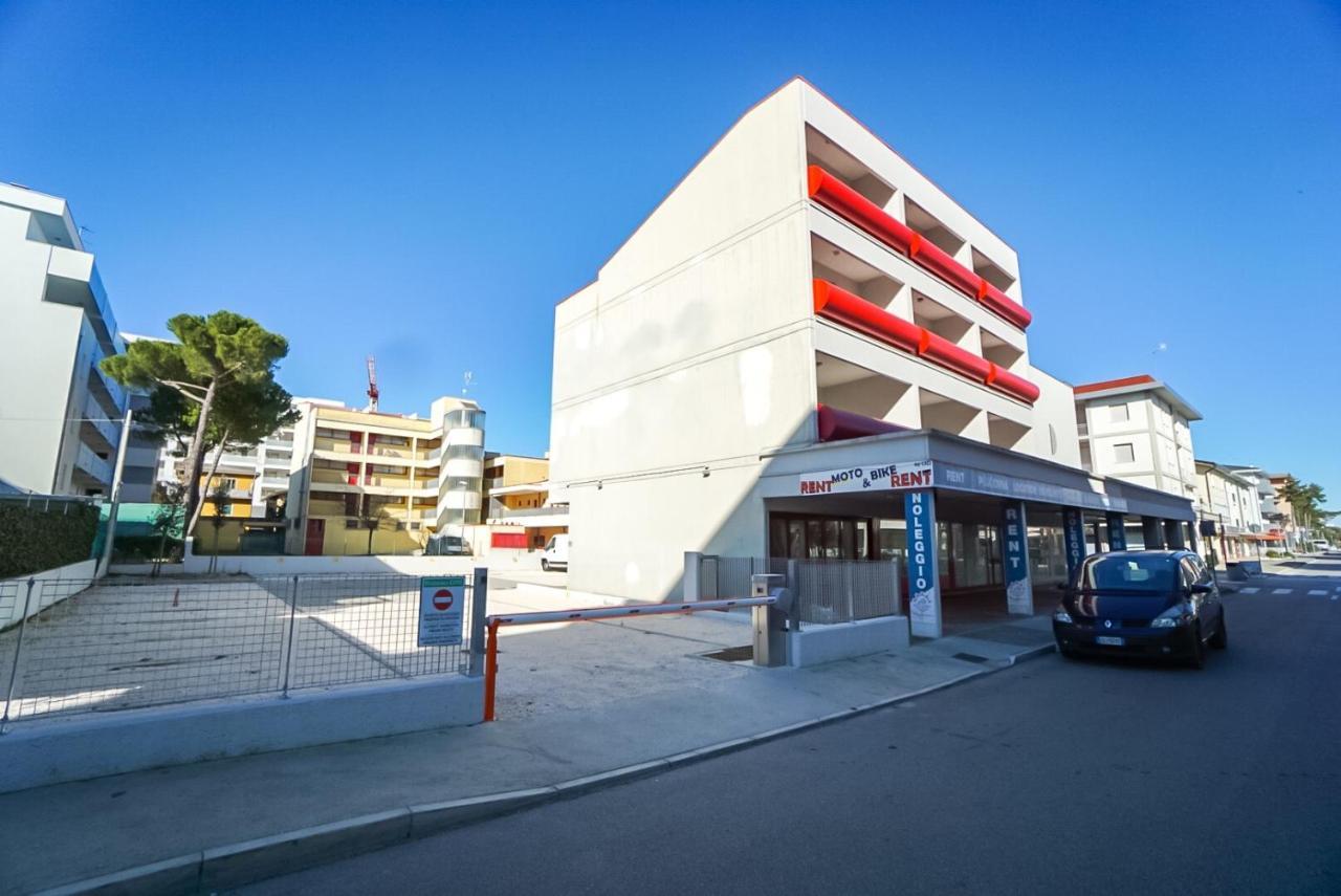 Condominio Clyo Bibione Extérieur photo